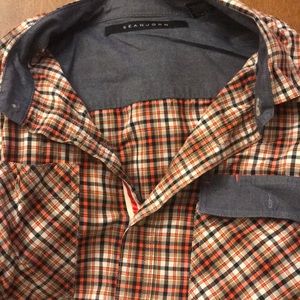 Short sleeve button down shirt.